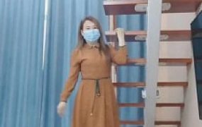 【青蛙哥】素人熟女阿姨踩踏【续集】