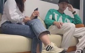 【狗哥】开发美丽艺校女神做狗