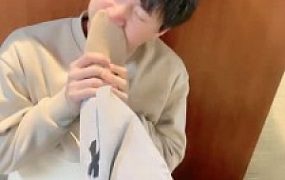 【小祖宗辣妈】台球厅调狗-虐乳/舔脏鞋底