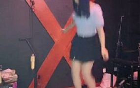 【萝莉刑】全体重踩踏+窒息