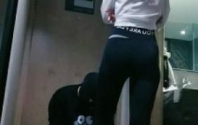 【猫神大人】被邻居发现我是女S求调教