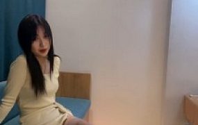 【田甜圈】艺校女神教训老师