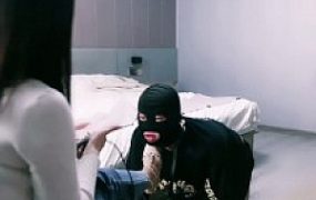 【靡兔】高跟御姐欺负小奶狗