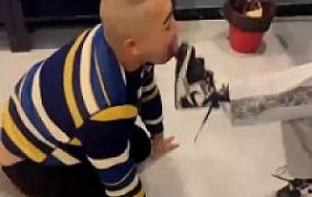 【至尊情侣s】看女友怎么虐绿帽【上】