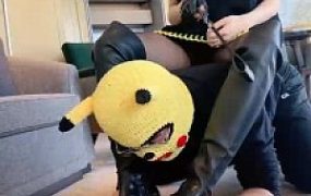 【美美子】网红模特长靴黑丝诱惑调