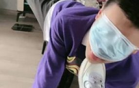 【欣欣】学生S脏鞋蹂躏老师