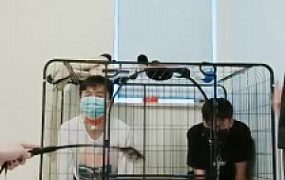 【安静大大】亲母女调两公狗【三视角超完整版】JS22102502