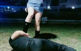 【雪琪琪】户外美女虐打醉汉