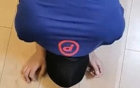 【奶味茶茶】捆绑强制裸足深喉