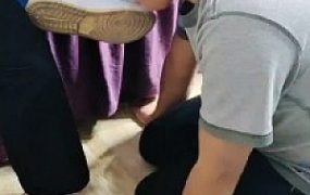 【天蝎女王】美容院开发素人恋足 JS22102301