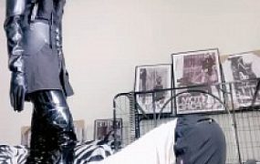 【靴嘉倪】长靴超酷女王虐杀