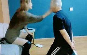 【林夕】御姐的皮靴清理器