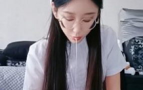 【猫神大人】护士姐姐呕吐物喂食脚垫