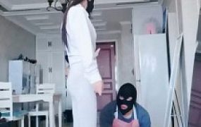 【猫神大人】新人男保姆做M