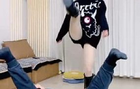 【美离子】堵上狗嘴重度踢踹碎蛋