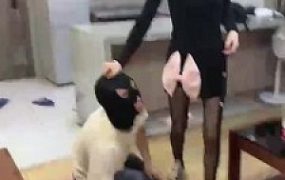 【万一S】帆布鞋踩踏调教