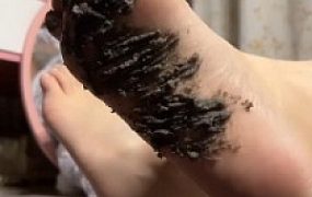 【橘子没熟】近距离舔脚专场