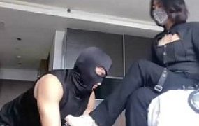 【朱砂痣】抓住偷原味的邻居虐