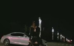 【妮可】御姐户外遛废物狗