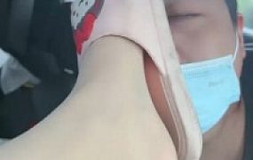 【苏儿】车内舔我的脏拖鞋