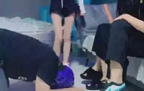 【精神小妹】多位素人tj群调群虐