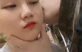 【领主老大】发骚女奴被驯化成擦鞋器