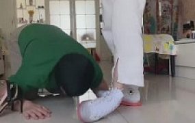 【万一】运动女神匡威白袜虐狗奴