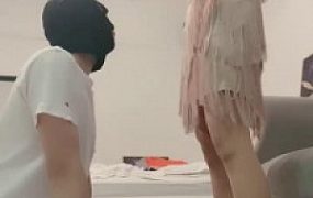 【小劳拉】被表妹狂抽耳光