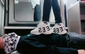 【昆山小主】女白领踩踏/踢裆场