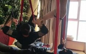 【二宝】惩罚跑骚狗-人体秋千/踩踏/深喉