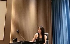 【简一】白领下班玩弄狗老板