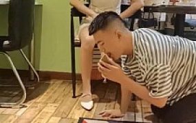 【重庆男神】00后新素人小雨暴打男神