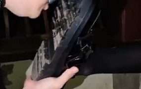 【万灵】户外半夜凉亭遛狗