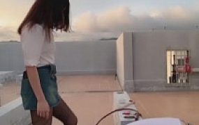 【宝爷】天台双S精神小妹暴揍