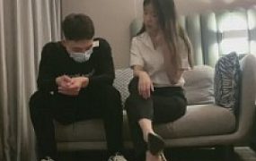 【诗诗】双S-白领和闺蜜调教下属【双视角版】