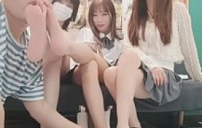 【重庆男神】开发三个00后女神做S【三】