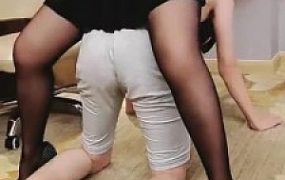 【陌挽】白领SP/虐乳/口水（黑丝高跟）