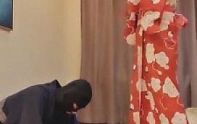 【三三】大小姐教训废物下属