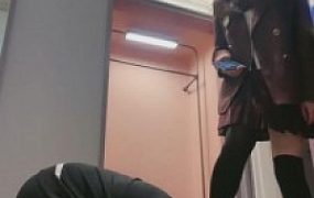 【强抚】皮鞋过膝袜踢裆开发场