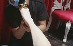 【丹祖宗】逛街后原味肉丝脚玩弄狗畜生