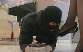 【罗宾】圣水口水咀嚼物罐头强制喂食到哭