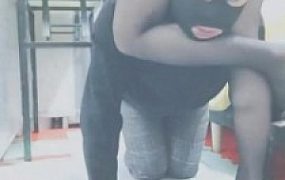 【灵竹】全程腿绞贱狗-强迫舔脚跟