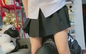 【美离子】御姐欺负犯贱奶狗