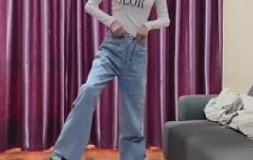 【二宝】新高端素人无限点击到发狂-舔原味脚