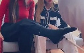 【二宝】带素人跳坐肚子/舔原味脚+混合圣水