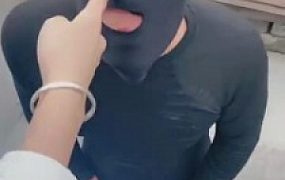 【蜜儿】双S-从户外到室内手脚耳光暴踹虐【双视角版】