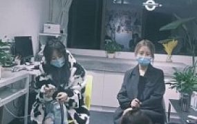 【开发素人】大学生S带素人闺蜜暴打男神