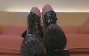 【甜依】脚奴必看-长靴小白袜舔到哭