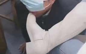 【萝莉糖糖】火锅店边吃边调狗