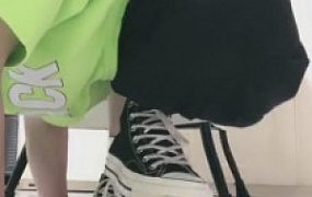 【linda】超脏帆布鞋臭棉袜羞辱脚底奴